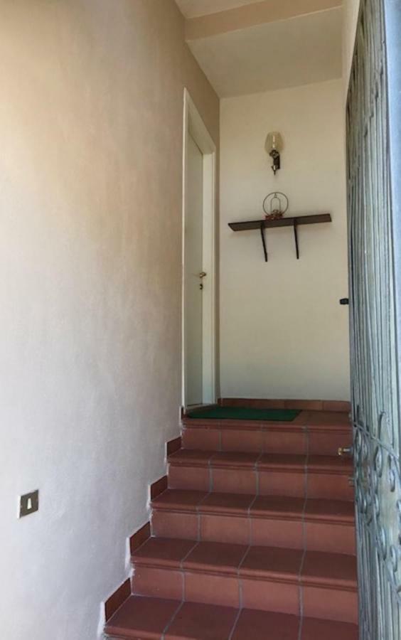 Casette Sul Porto Ischia Bagian luar foto
